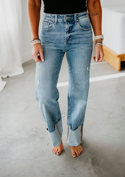 Shayna Risen Cuffed Jeans