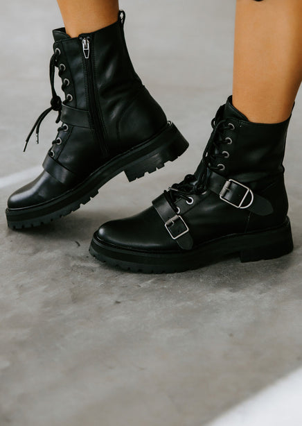 Dolce boots hot sale