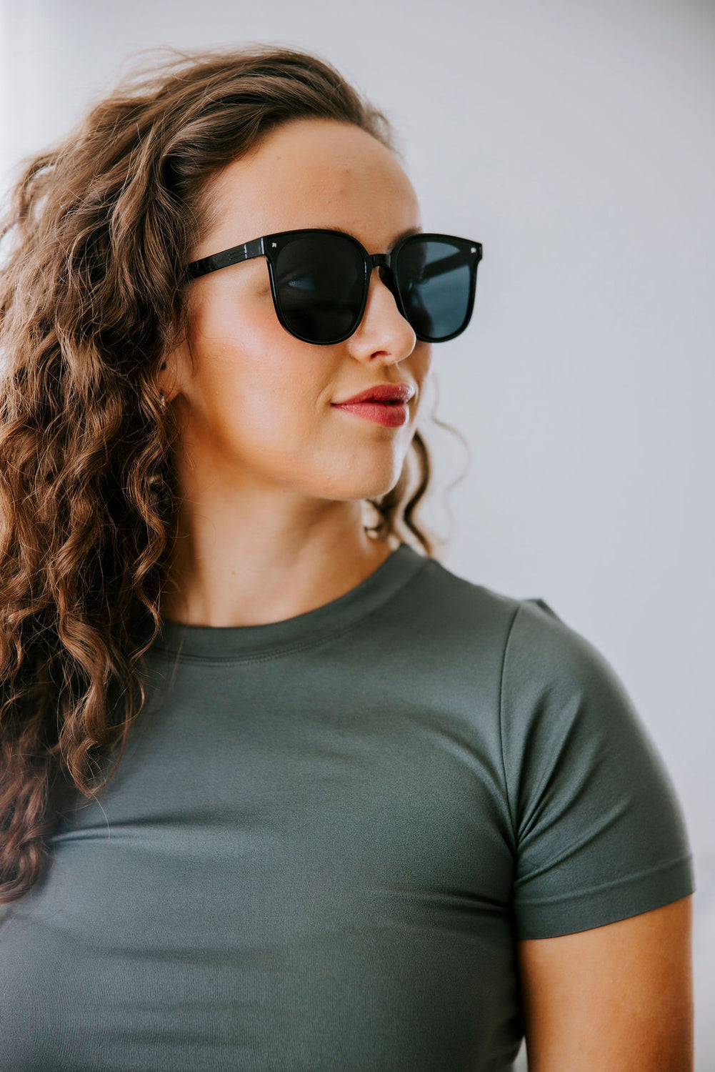 Dezi Oversized Retro Sunglasses