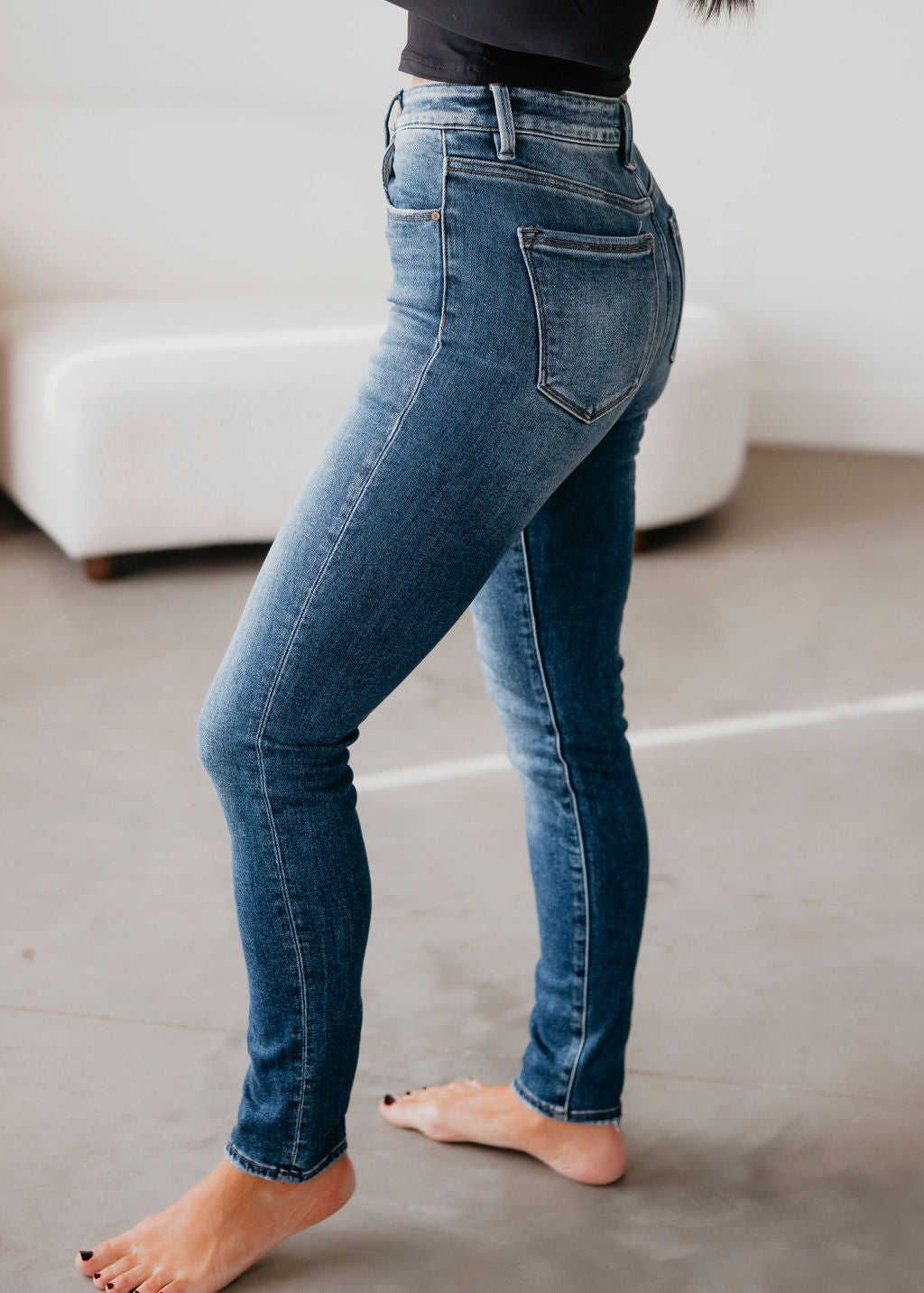 Kimmy Risen Skinny Jeans