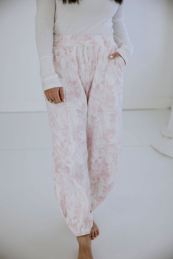 Jolley Camo Sweatpants