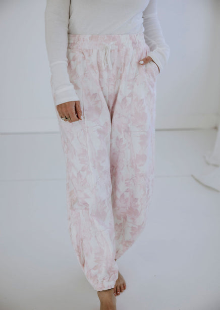 Jolley Camo Sweatpants product view