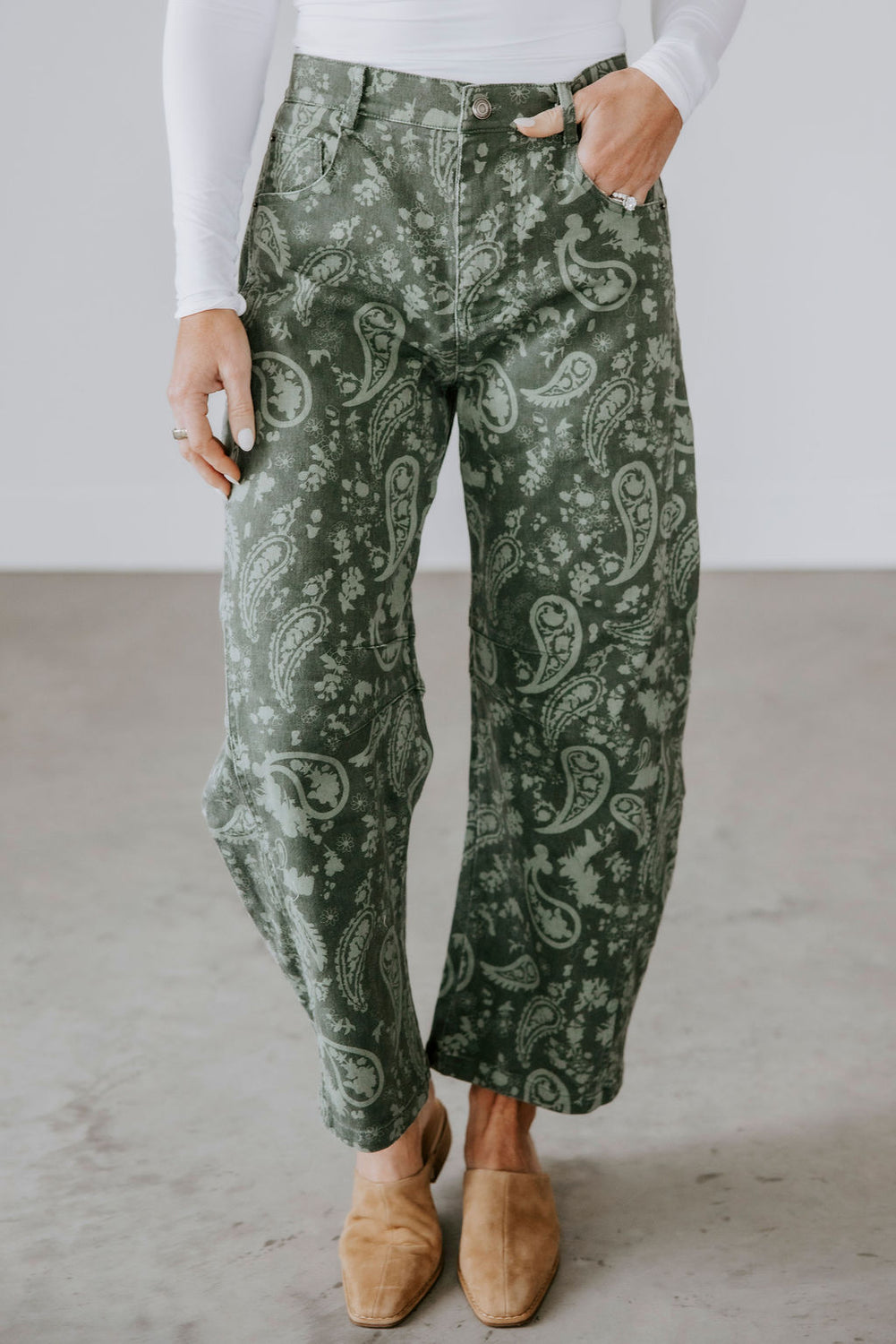 Jenie Paisley Print Barrel Jeans