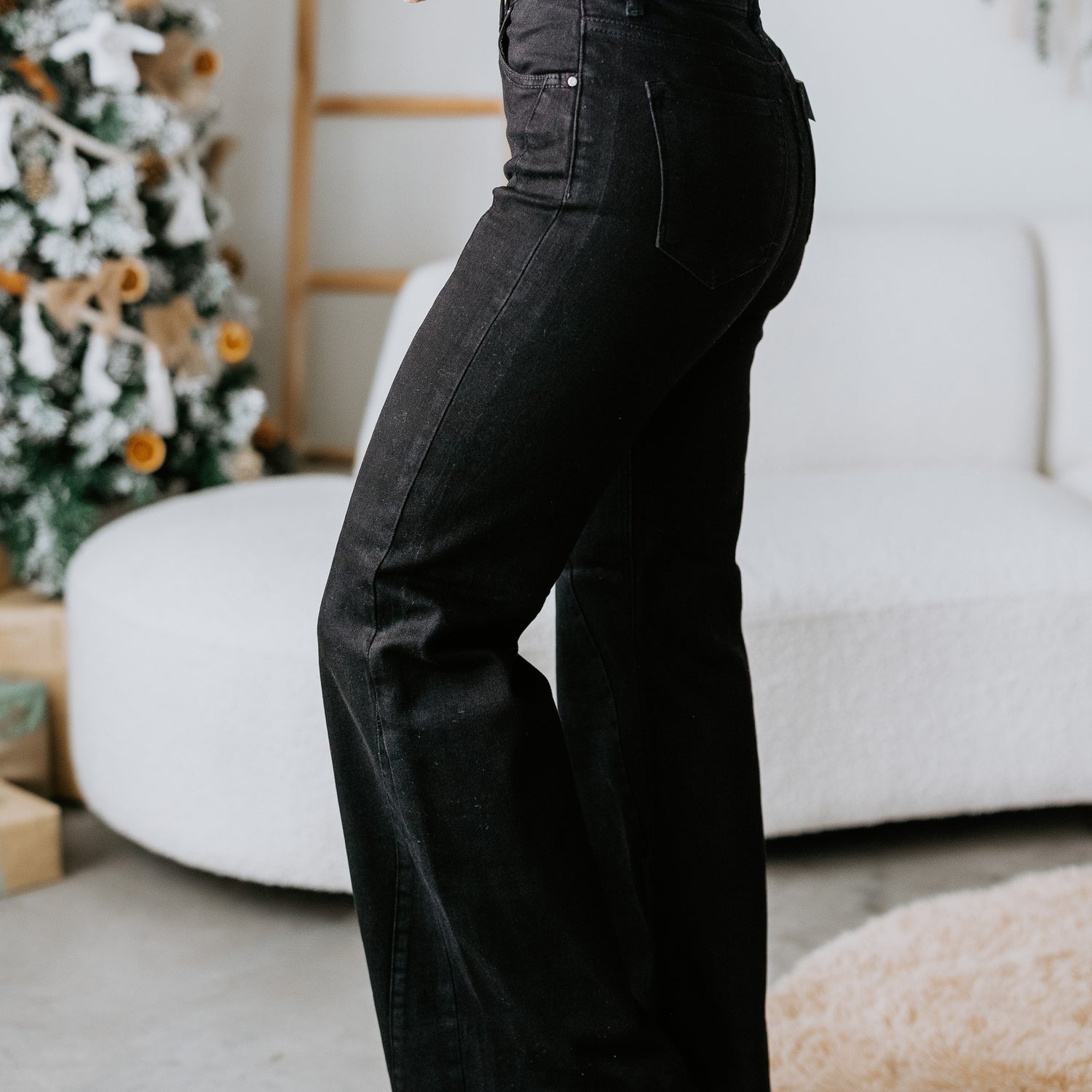 Courtney Wide Leg Jeans