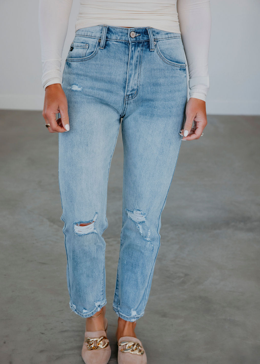 Elva KanCan Slim Straight Jean
