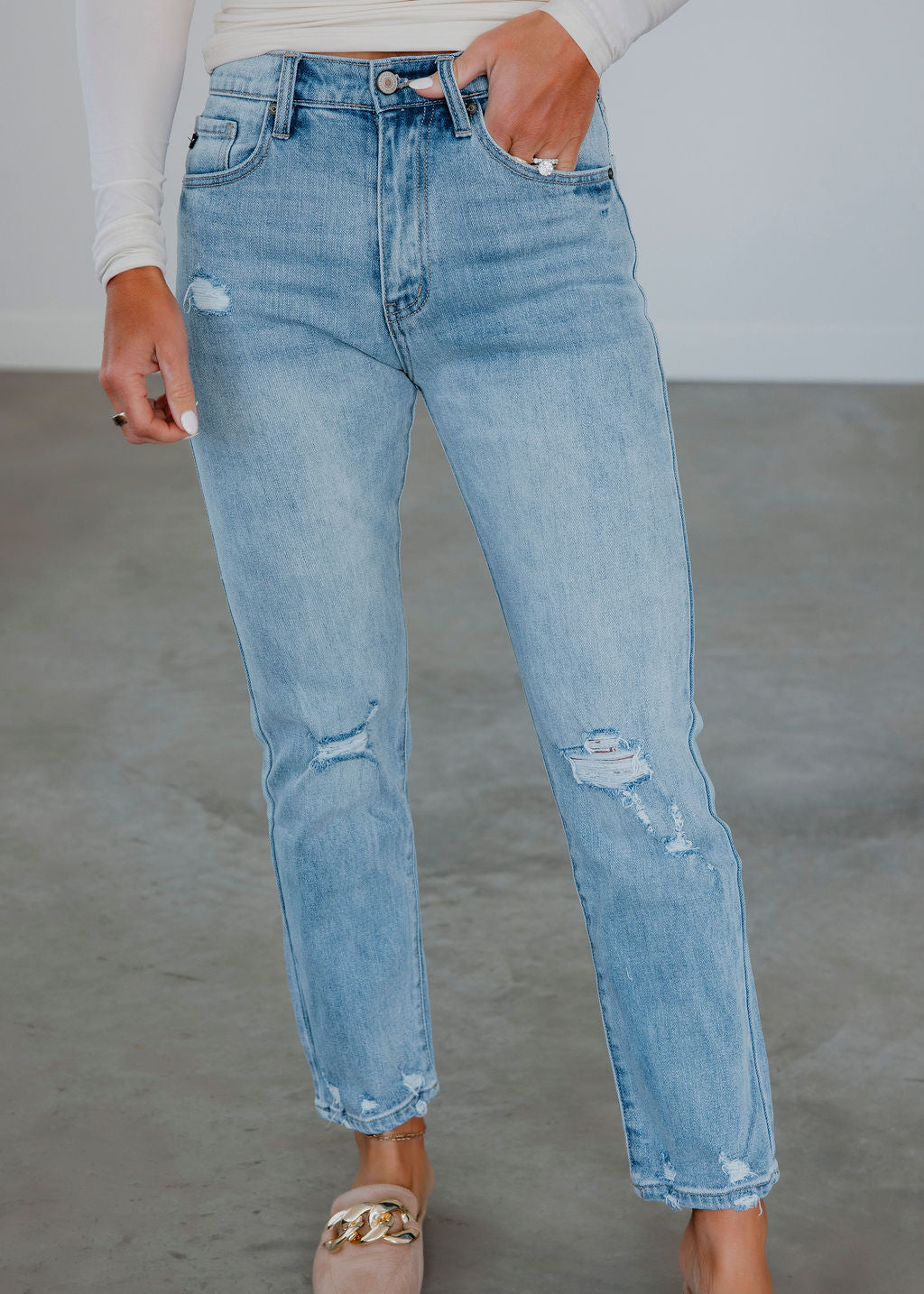 Elva KanCan Slim Straight Jean