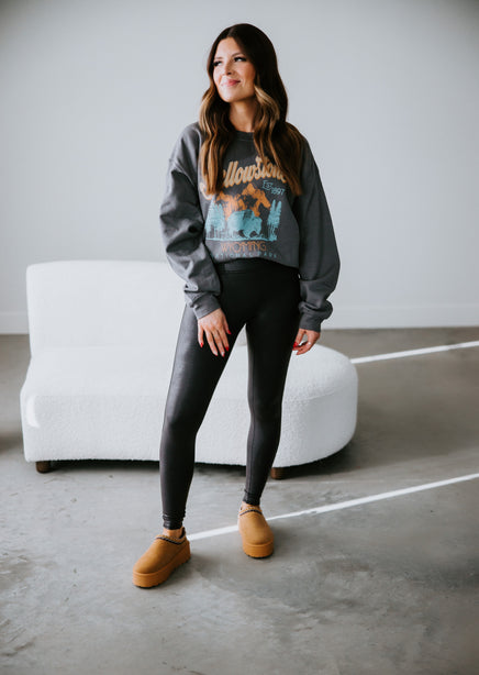 Yellowstone Wyoming Graphic Sweatshirt