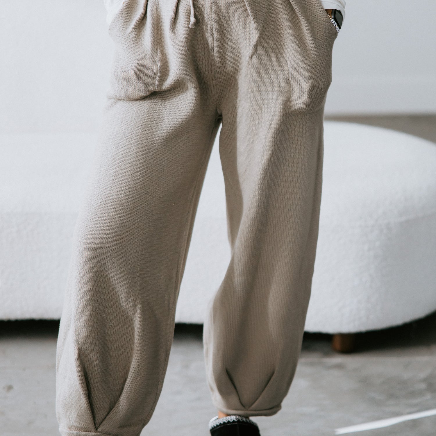 Oliver Pleated Knit Pants