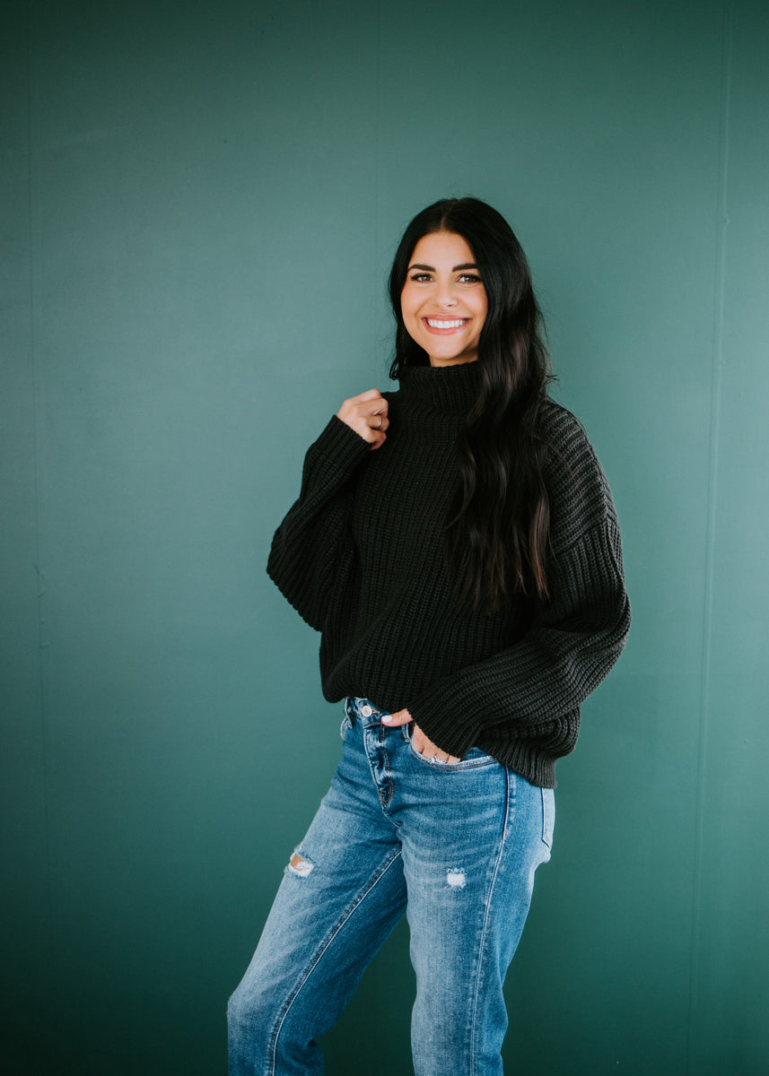 Amherst Funnel Neck Sweater by Chelsea DeBoer – Lauriebelles