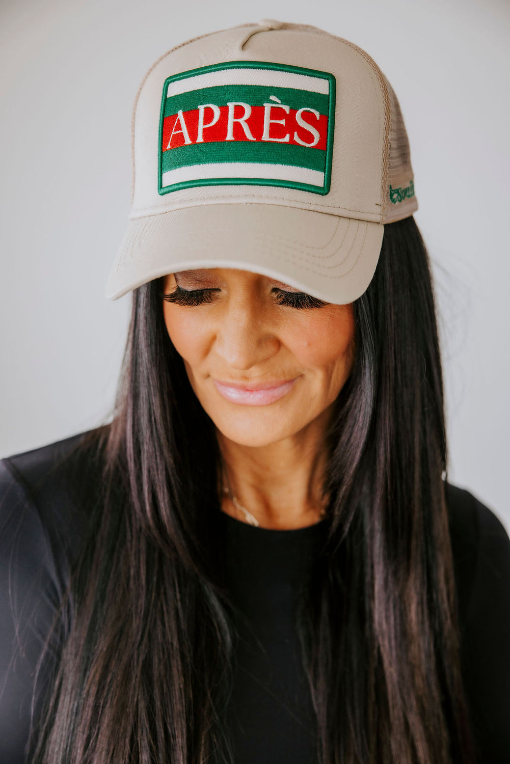 Apres Trucker Hat