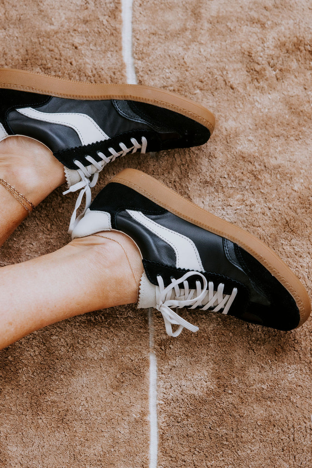 Dolce Vita Notice Sneakers