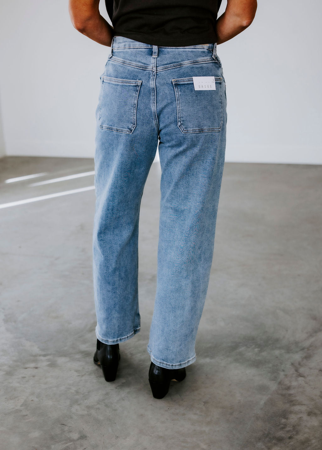 Stanley Saige Barrel Jean