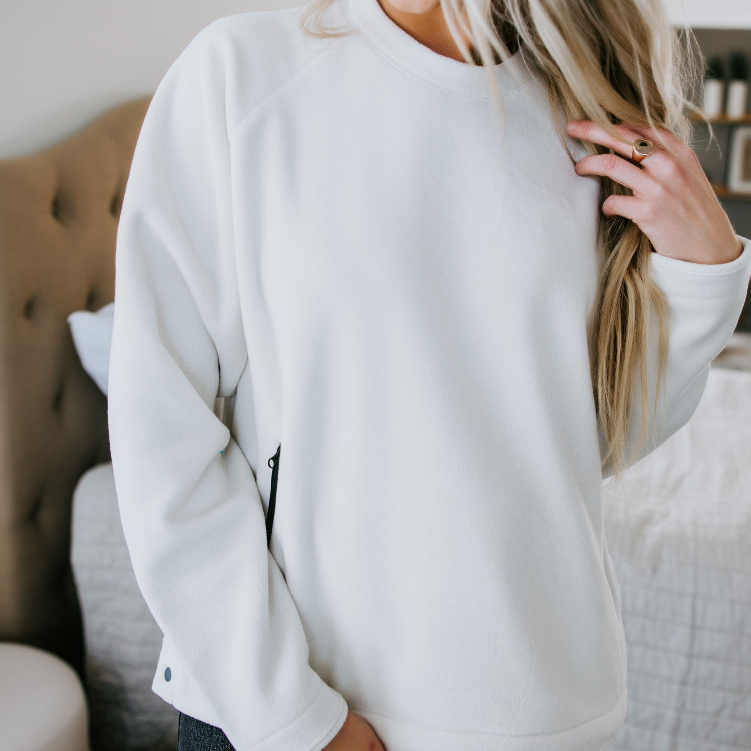 Shae Fleece Pullover