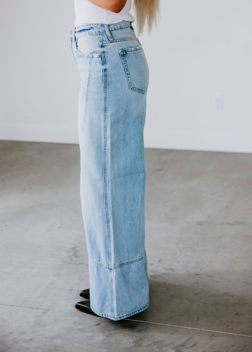 Deidre Hidden Wide Leg Jeans