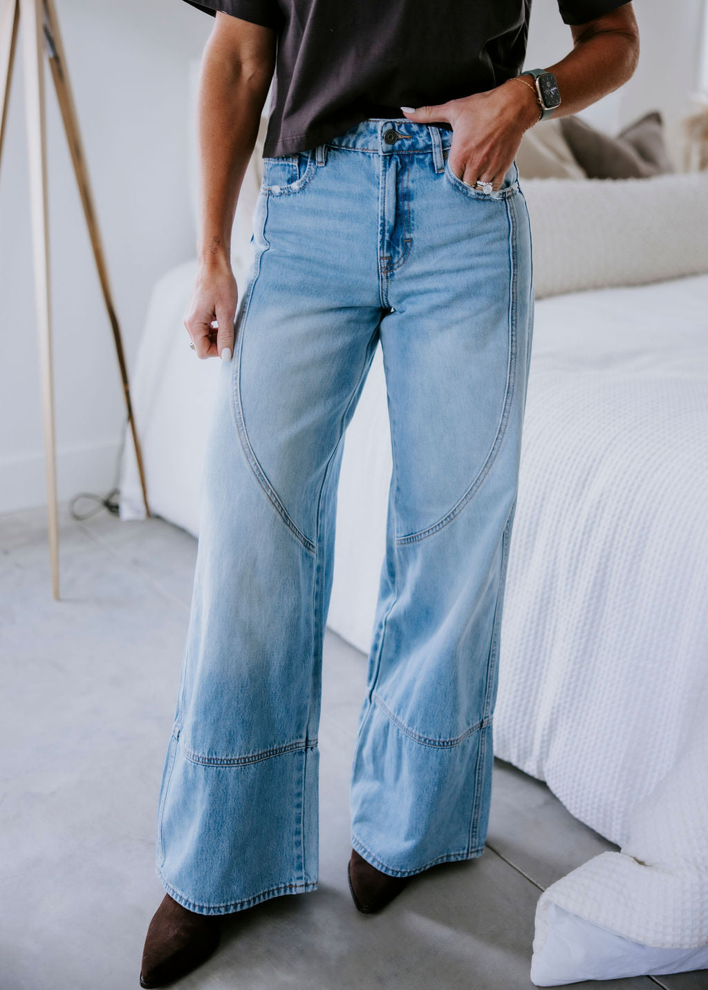 Deidre Hidden Wide Leg Jeans