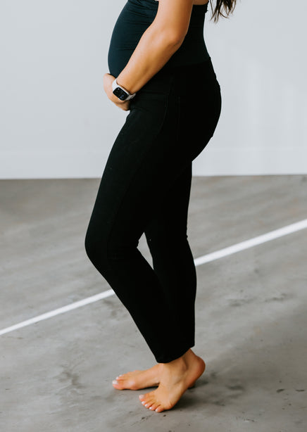 The Perfect Ankle Pant Is Currently 50% Off During Spanx's