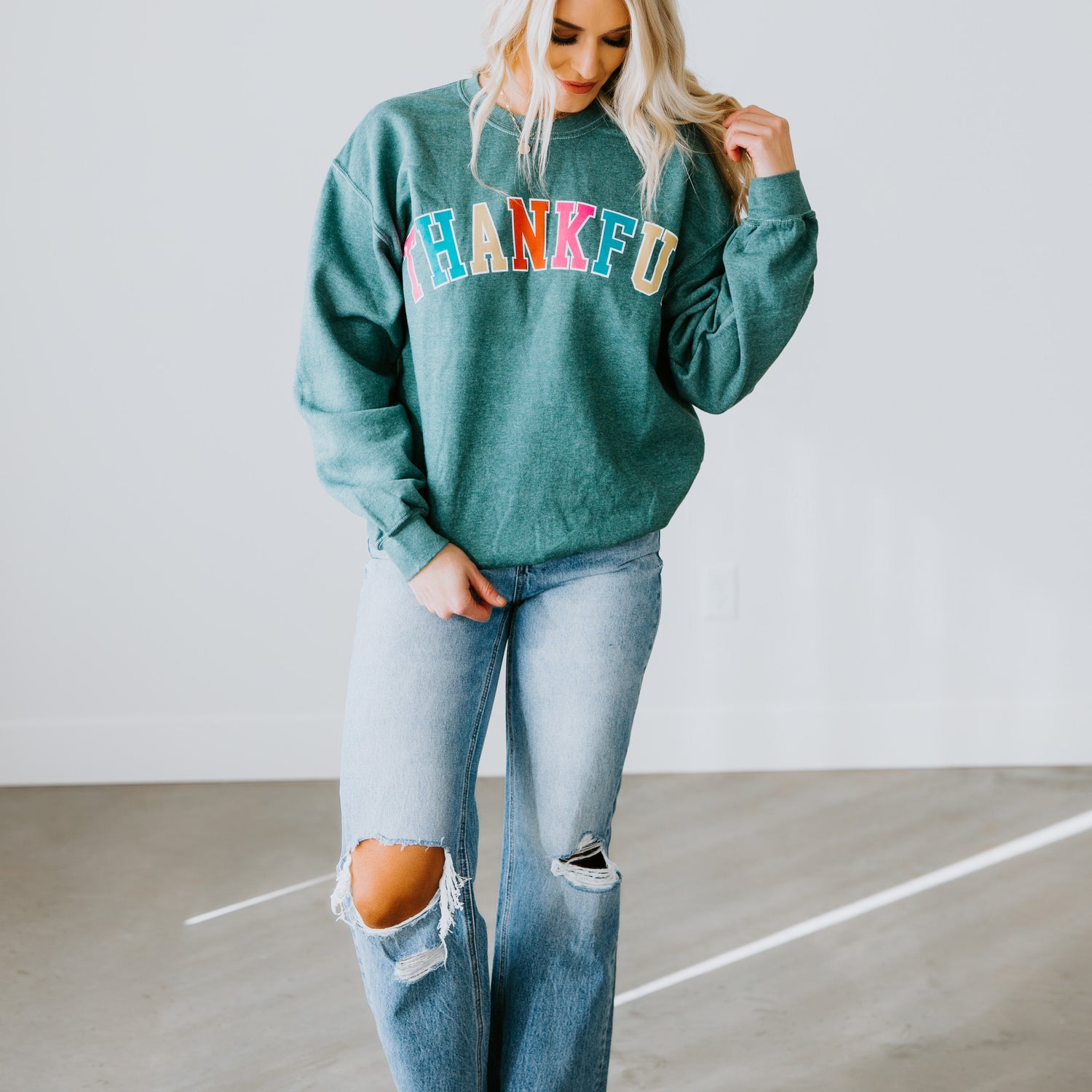 Thankful Graphic Sweatshirt