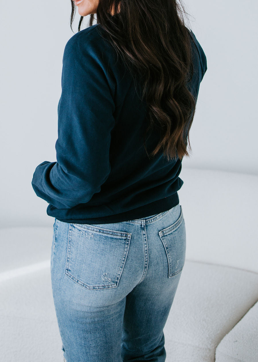 Happy Lettering Sweatshirt