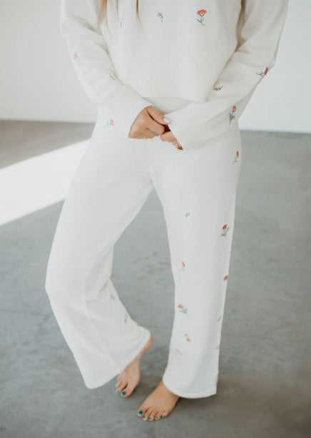 Cecily Floral Knit Pants Set