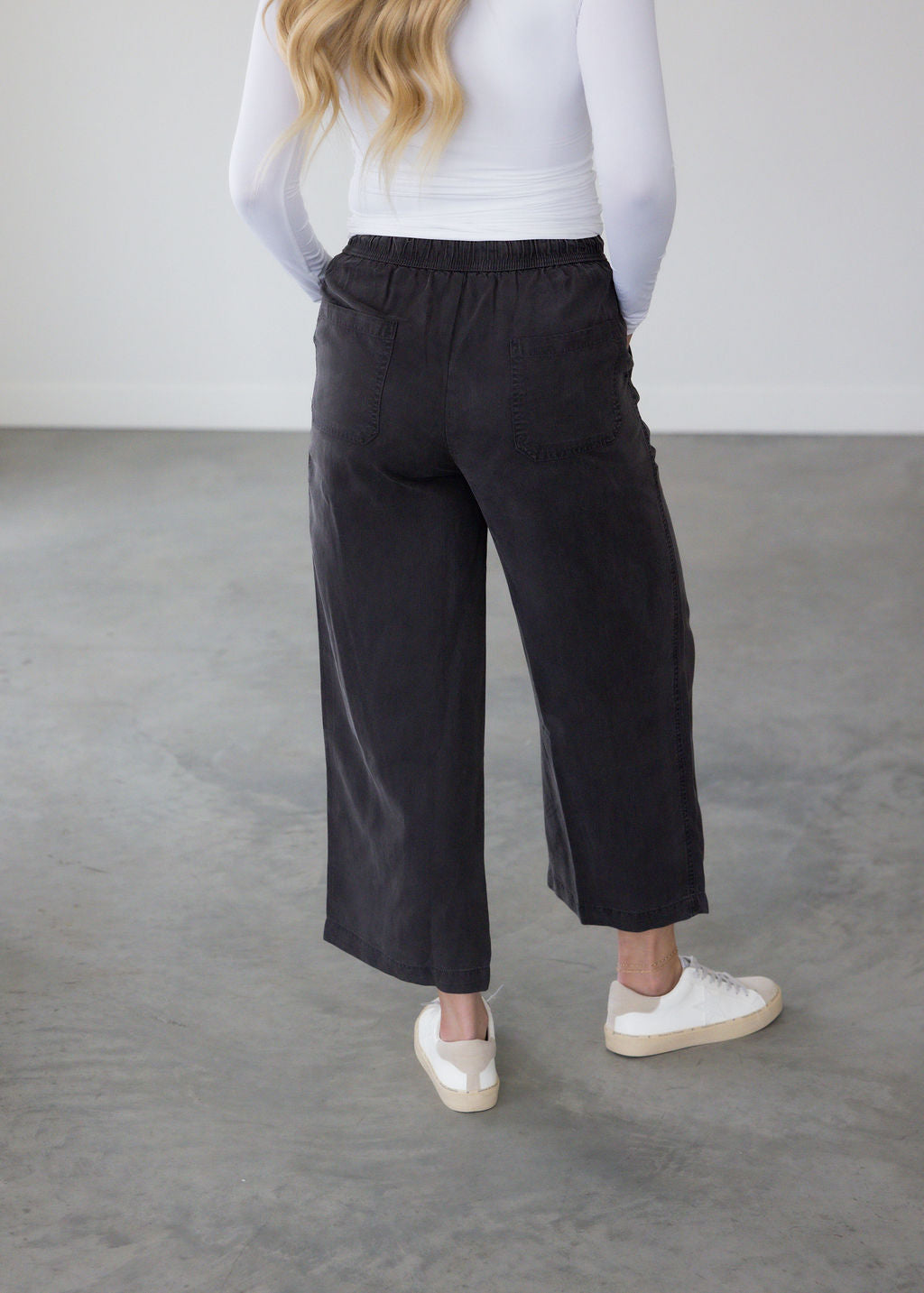 Sistine Wide Leg Pant