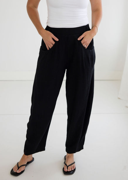 Gia Barrel Pants | Lauriebelles