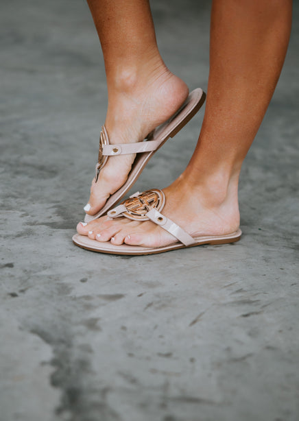 Lumi Flat Sandals