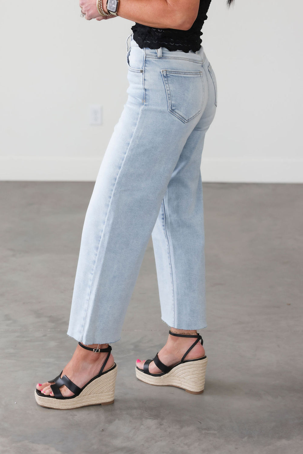 Sandie Hidden Wide Leg Jean