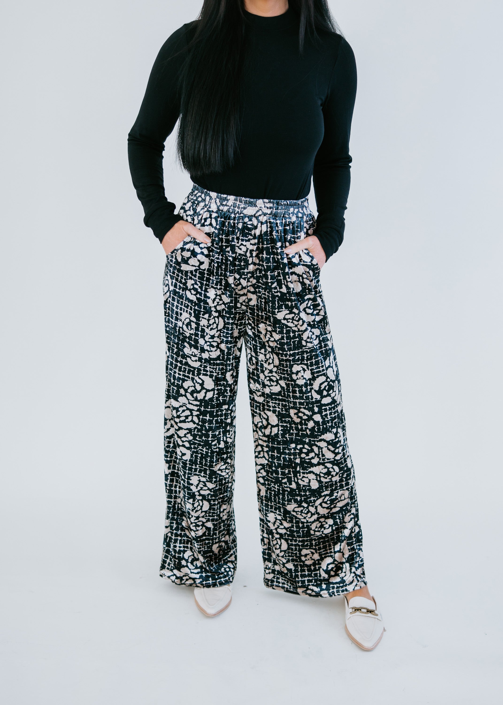 image of Leoni Velvet Wide Leg Pants