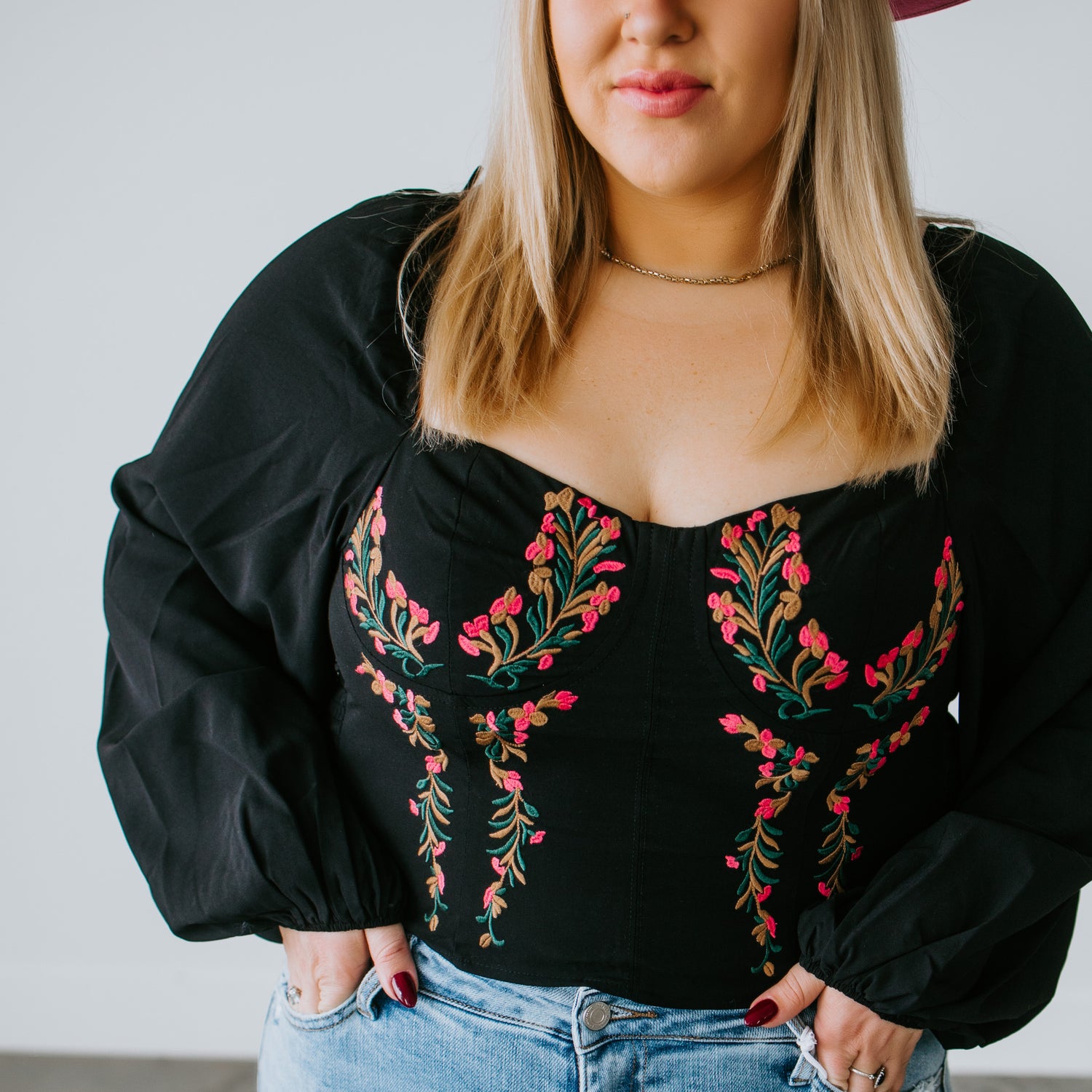 Catalina Embroidered Top