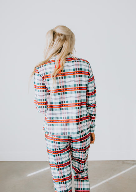 Tis the Season Plaid Pajama Set