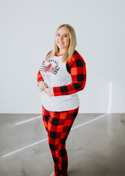 Curvy Merry Christmas Plaid Pajama Set