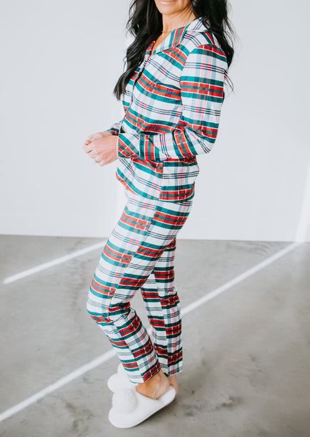 Tis the Season Plaid Pajama Set