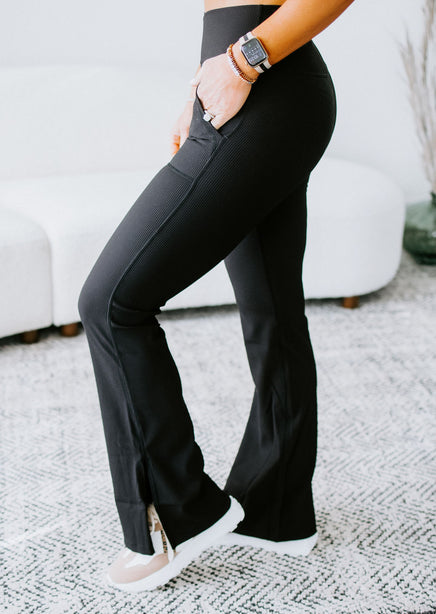 Mae Crossover Ribbed Flare Legging