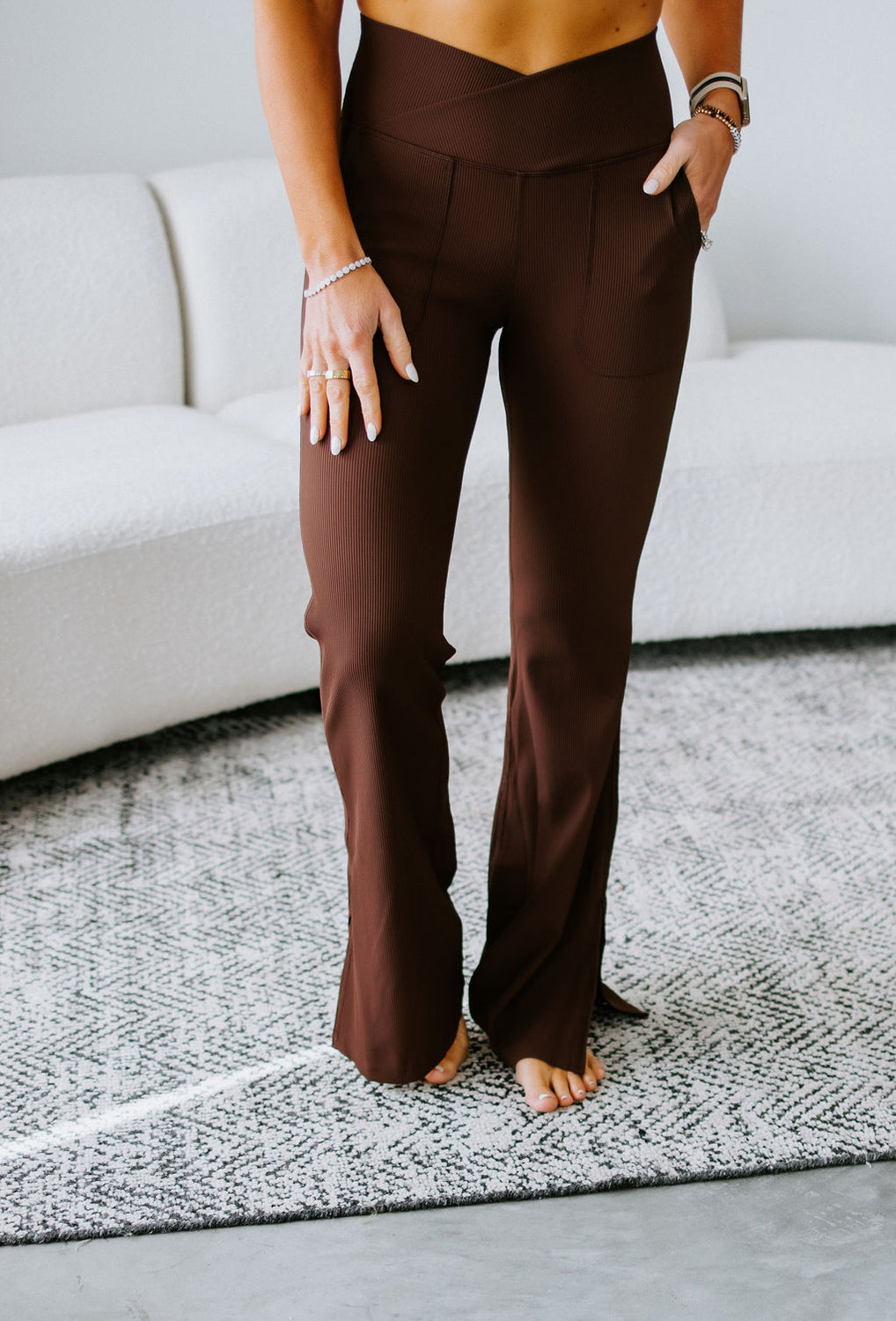 Mae Crossover Ribbed Flare Legging