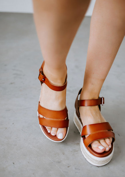 Evana Platform Sandals