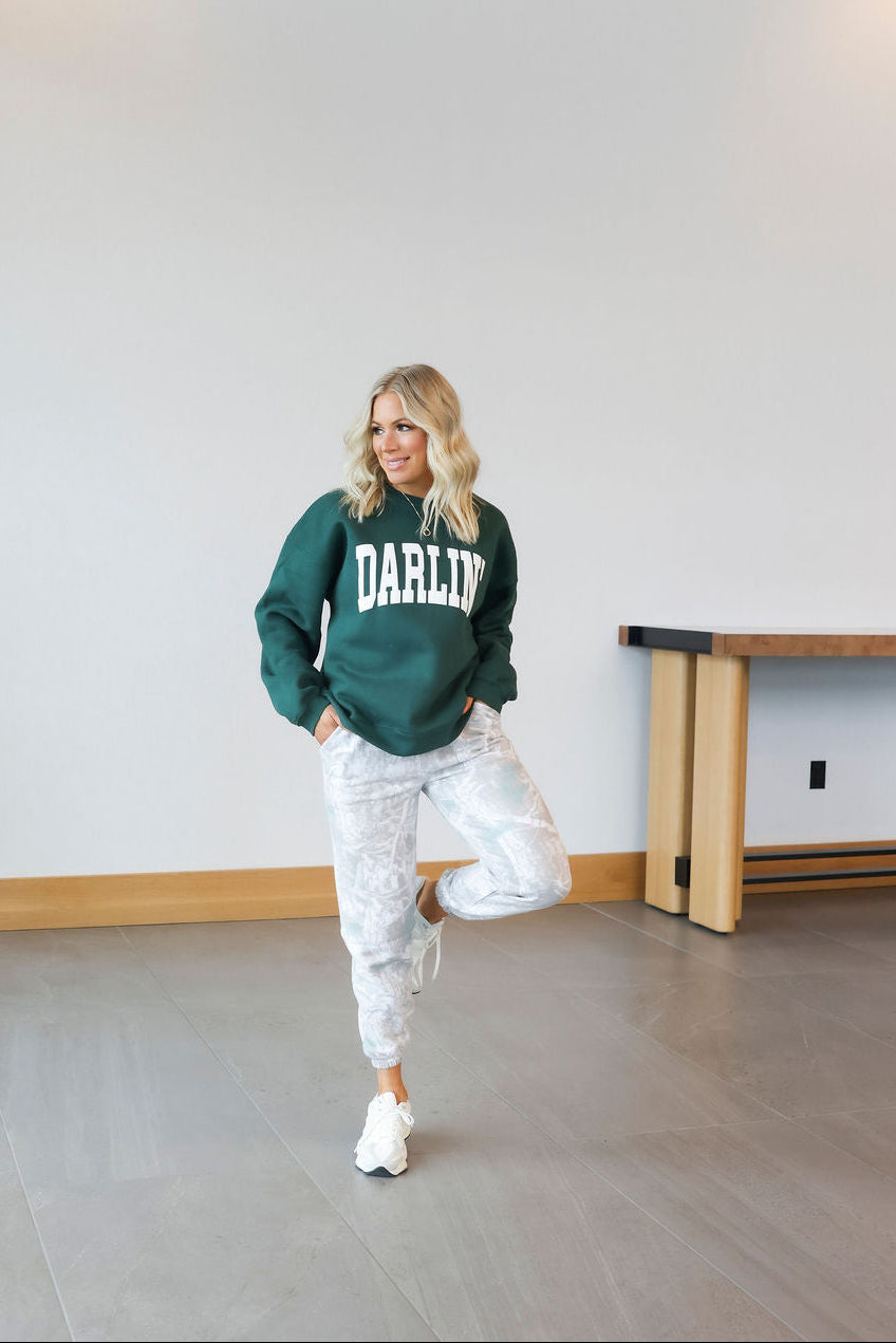 Darlin' Graphic Crew