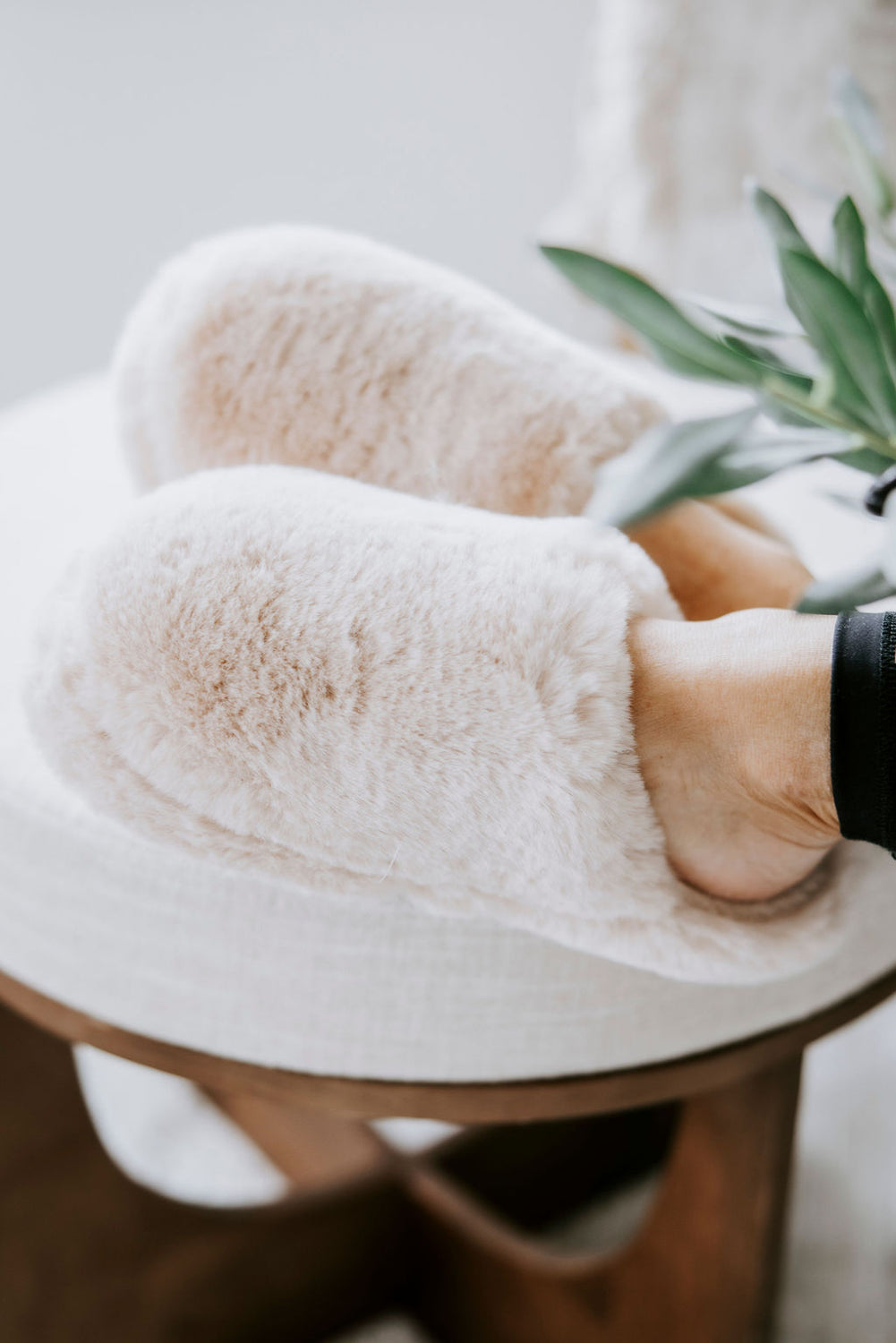 Sled Mia Faux Fur Slipper