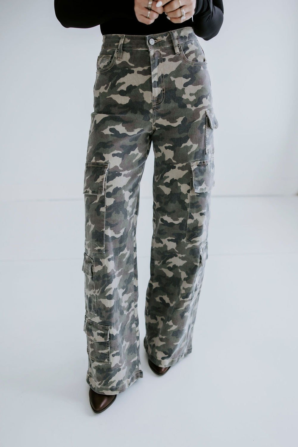 Bennie Hidden Cargo Jean