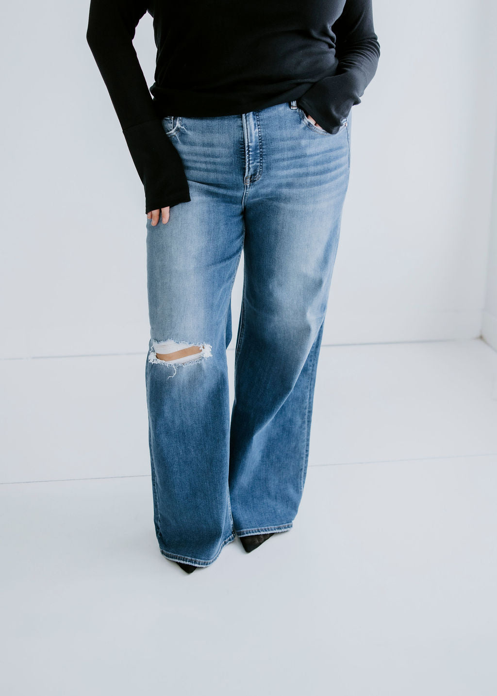 Jakob Risen Wide Leg Jeans