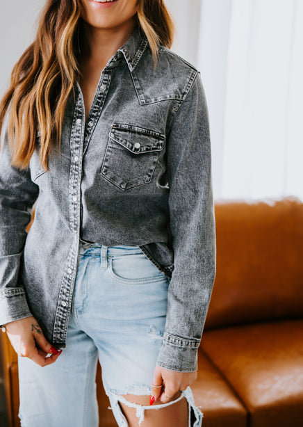 Style Guide: How to Wear A Denim Jacket and Jeans | Vetted
