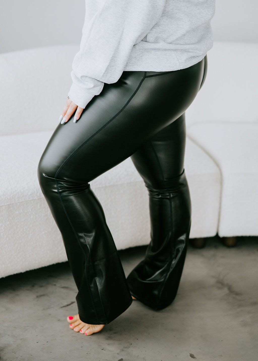 Curvy Spanx - Faux Leather Leggings