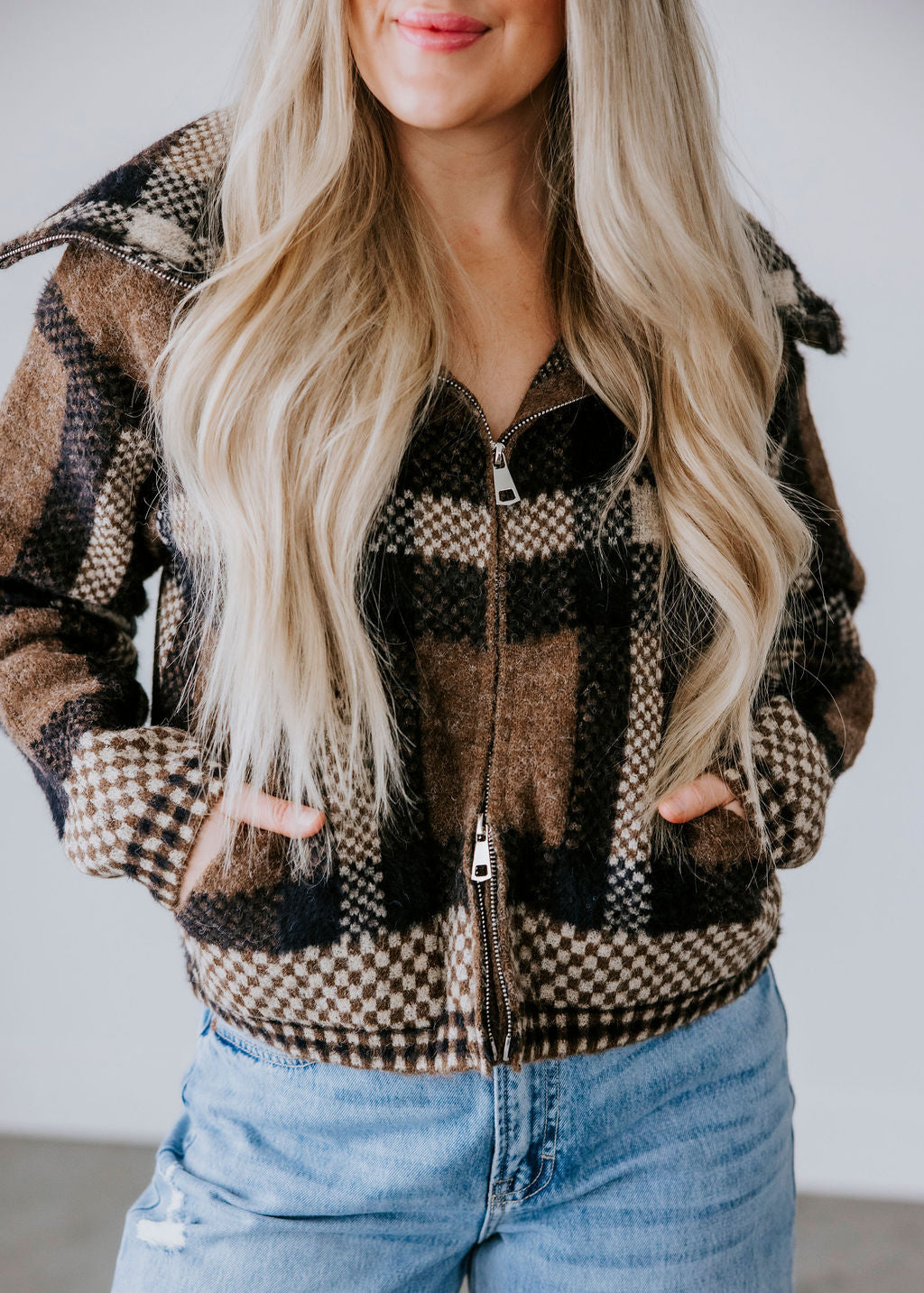 Tobi Checkered Cropped Jacket