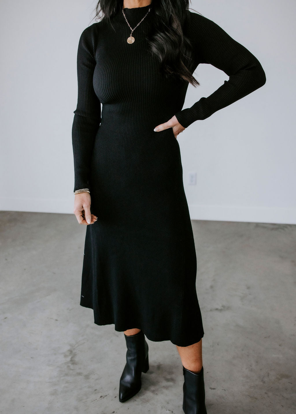 Darcey Ribbed Knit Midi Dress