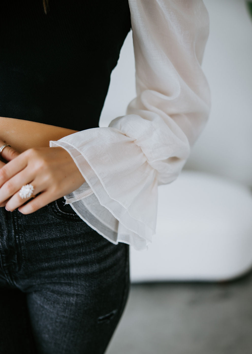 Noeva Bodycon Blouse