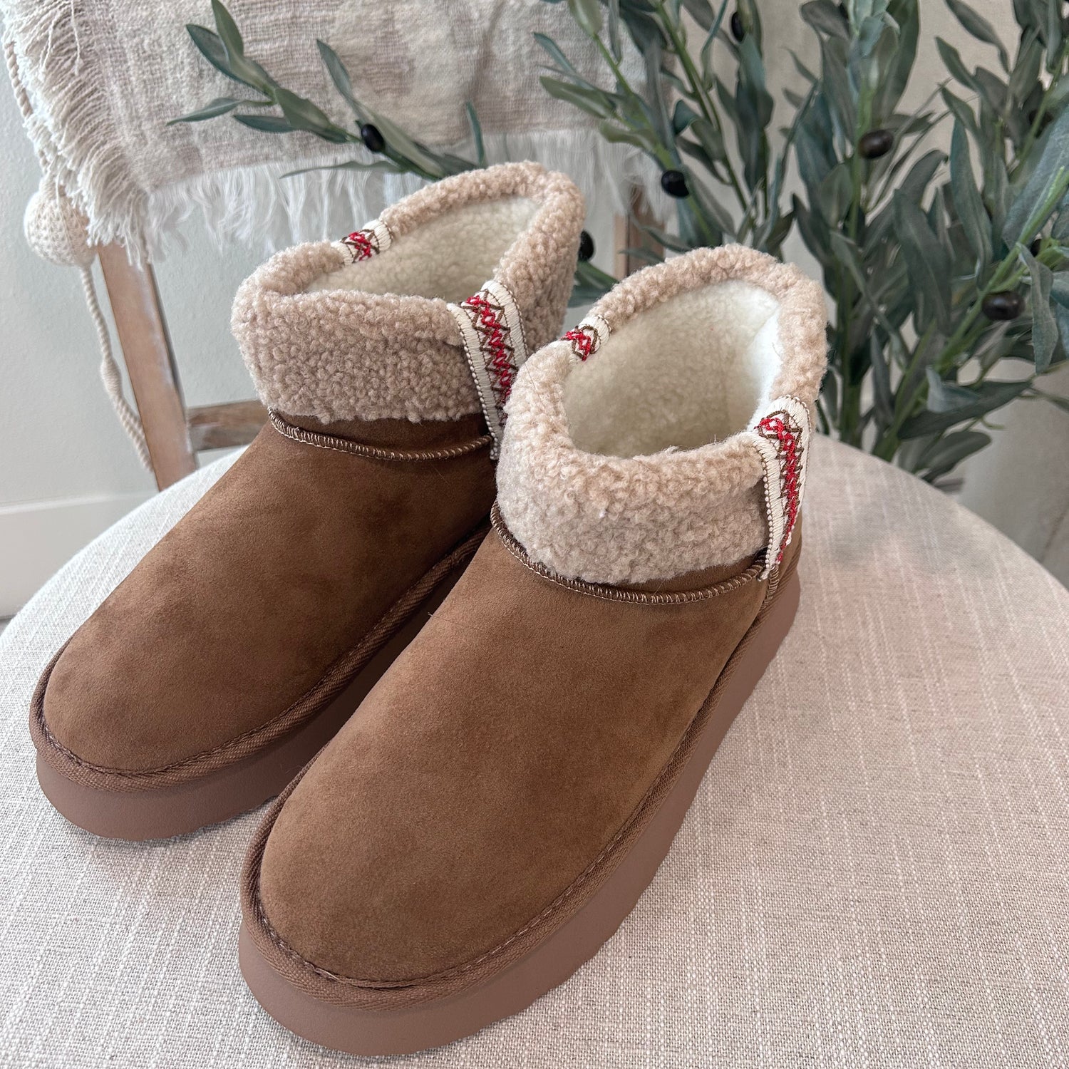 Iceland Mia Sherpa Lined Bootie