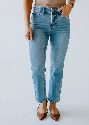 Rea Risen Crop Straight Jean