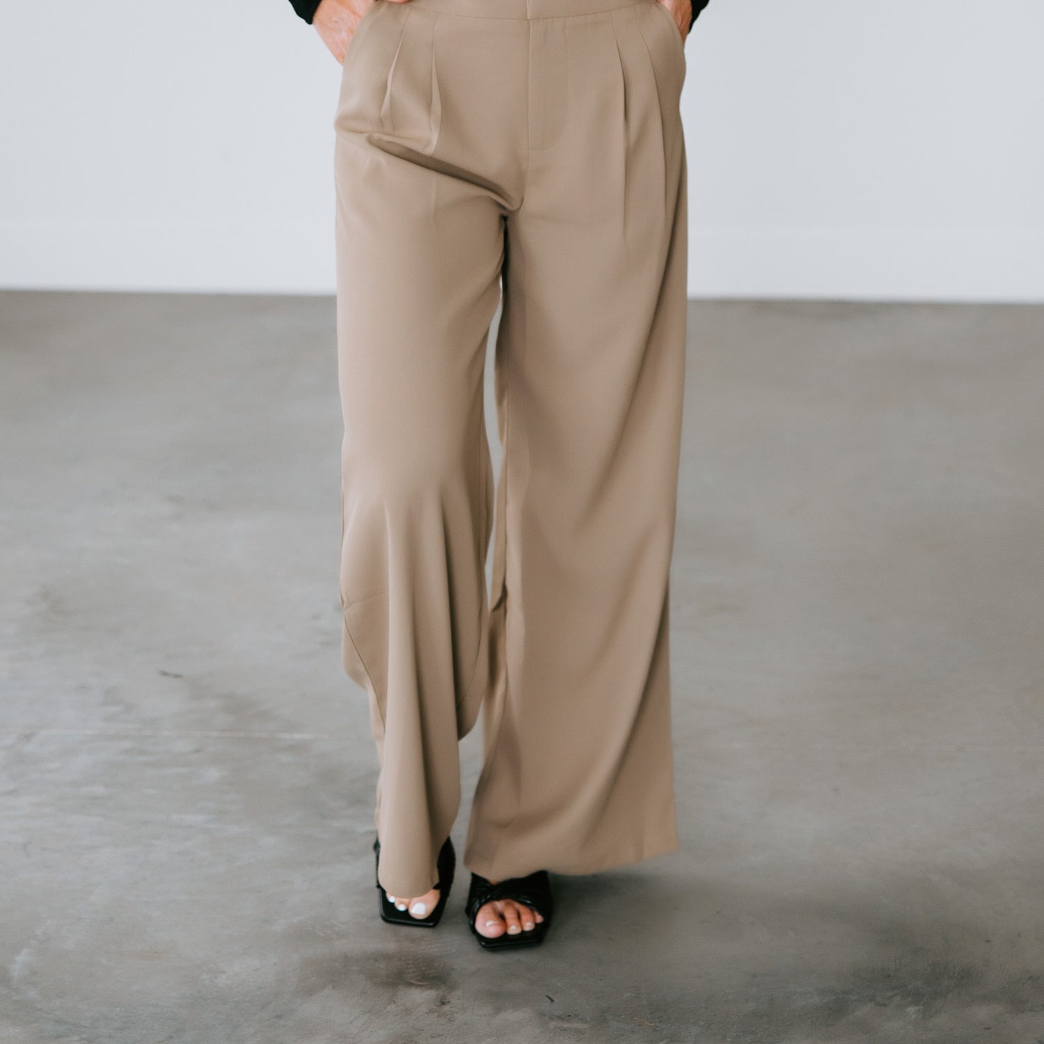 Gwen Wide Leg Trousers