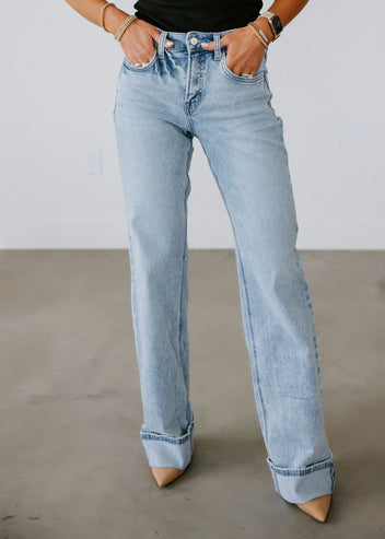 Trina Lovervet Cuffed Jeans