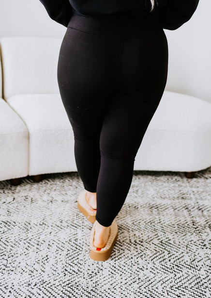 Keep It Moving Crossover Leggings