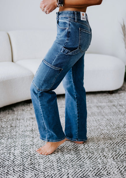 Gloria Cargo Straight Leg Jean